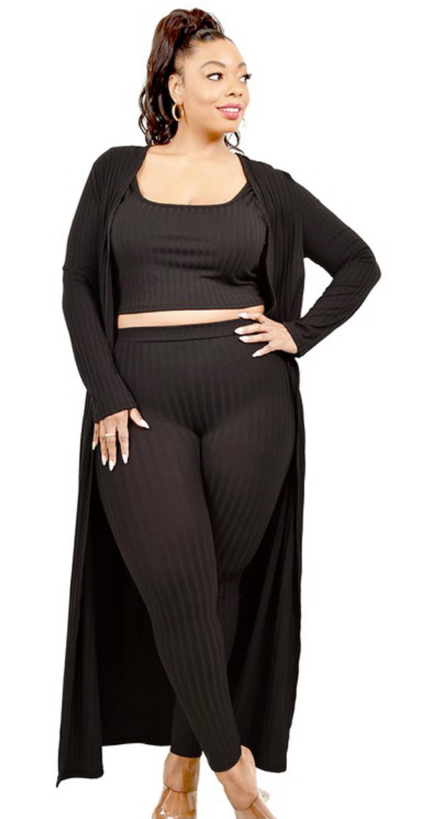 The 3 piece lounge Set (Curvy in black)